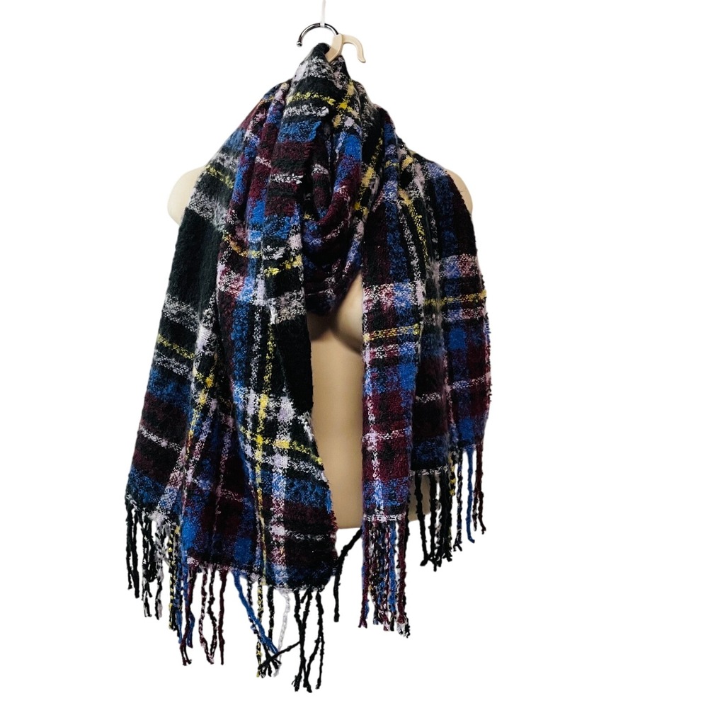 NEW Nordstrom Plaid Boucle Blanket Scarf Wrap Multicolor Fringe‎ Soft  44" X 88"